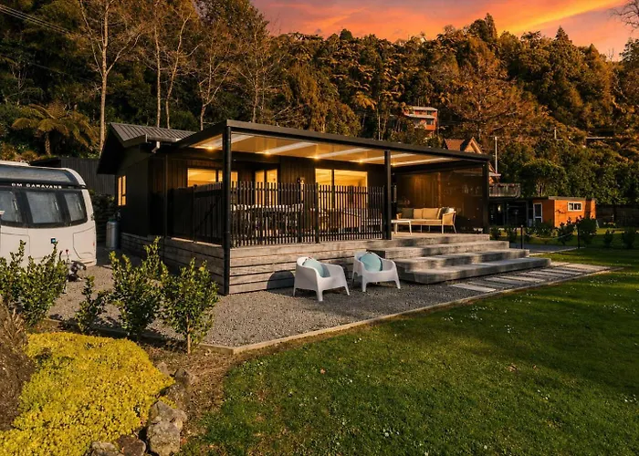 Amalia - Okareka Huge Covered Deck Sleeps 4 Ferienhaus Rotorua